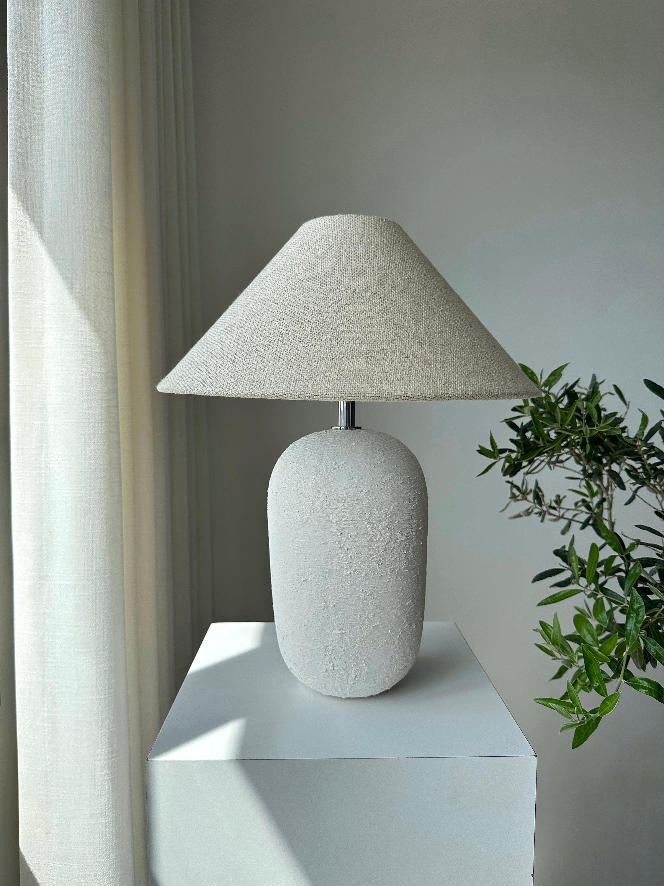 Ceramic Textured Nordic Bohemian Contemporary Style Table Lamp