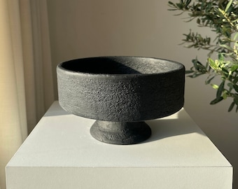 希少なウェッジウッド ブラック バサルト 脚付きセンターボウル - Etsy
