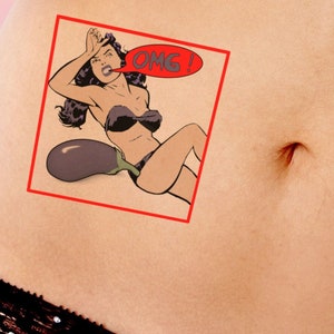 Omg! Oh mein Gott lustiges sexy heißes freches Tattoo. Dieses temporäre Tattoo bietet dir eine sexy Überraschung, die du in verschiedenen Situationen einsetzen kannst!