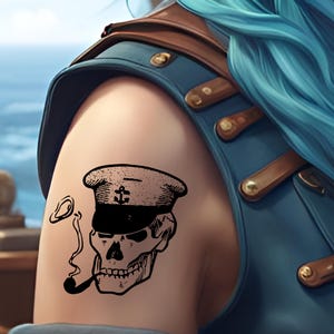 Könnte beinhalten: Ein schwarz-weißes Tattoo-Design eines Schädels, der einen Matrosenhut trägt und eine Pfeife raucht. Der Schädel ist detailliert gestaltet und hat ein Kreuz auf dem Hut.