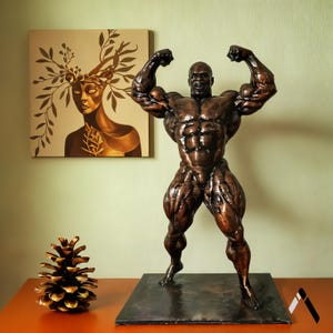 Ronnie Coleman Statue: Hand-Painted Ceramic Resin Bodybuilding Champion