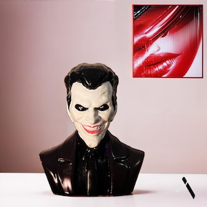 Joker Bust Sculpture: The Dark Knight Villain - DC Comics Collectible