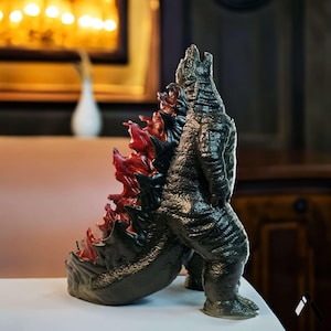 Shin Godzilla Full-Scale Sculpture: Realistic Kaiju Collectible