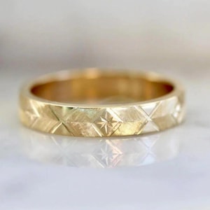 14K Gold Starburst Ring: Hand Engraved Celestial Band