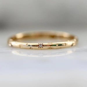 14K Gold Diamond Star Ring: Hand-Engraved Celestial Band
