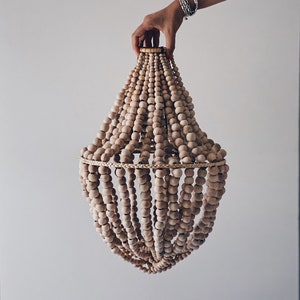 Holzperlen-Lüster | Boho Licht | Pendelleuchte | Holzperle Pendelleuchte | Boho Kronleuchter | Boho Perlen Kronleuchter | Hängelampe
