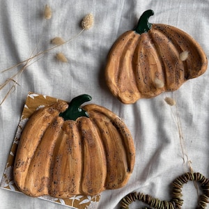 ceramic pumpkin plate set, pottery Halloween tableware, rustic pumpkin spice dish, autumn minimal pumpkin decor, clay ring tray gift for her