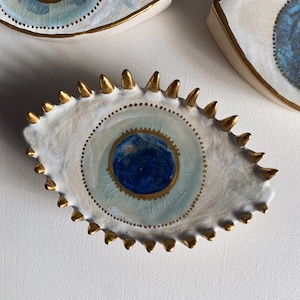 Annuncio personalizzato Arazzo da parete in ceramica fatto a mano con occhio malvagio Decorazione da parete in ceramica con occhio malvagio Decorazione da parete con occhio blu Decorazione da parete con occhio Centrotavola Regalo per la nuova casa