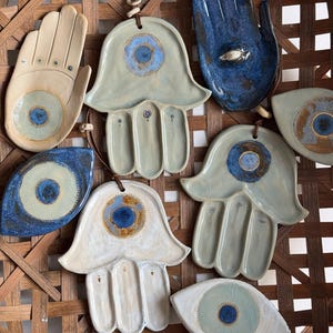 ceramic Hamsa hand evil eye wall hanging ceramic eye decor hands of Fatima with nazar blue eye ornament new home gift for her Hamsa decor