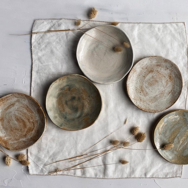 Keramische neutrale plaat handgemaakte rustieke aardewerk keukengerei rustieke minimale serveerplaat wabi sabi servies esthetische plaat set cadeau voor haar