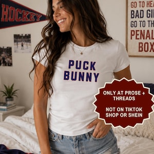Puck Bunny Di Laurentis Shirt Hockey Romance Booktok Merch Bookstagram Shirt Sports Romance