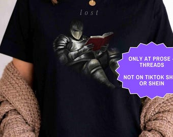 Camiseta de lectura "Lost In A Book Knight" Ropa literaria Regalo romántico Merchandising de Booktok Camiseta de club de lectura de Bookstagram Camiseta de lectura estilo Dark Academia