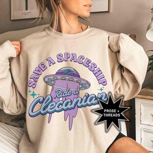 Licensierad Clecanian-serie-tröja Romantisk gåva för bokälskare Alien Romance Booktok Merch Bookstagram-tröja Booktok-tröja Bokmerchandise bild 3