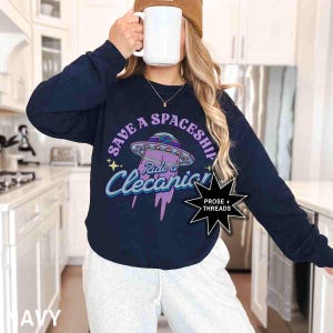 Licensierad Clecanian-serie-tröja Romantisk gåva för bokälskare Alien Romance Booktok Merch Bookstagram-tröja Booktok-tröja Bokmerchandise bild 2
