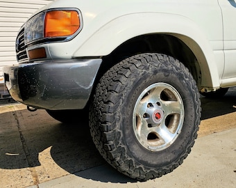 Toyota Land Cruiser Center Caps 93-97 Lexus LX450 95-97 - 3D