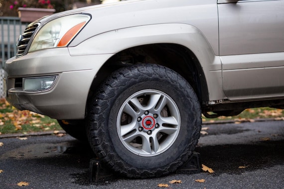 Lexus GX470 03-09 Center Caps - Original Design - Available in