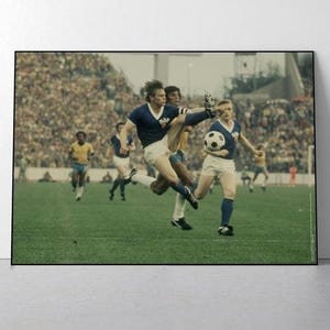 Vintage Poster Weltmeisterschaft 1974 DDR Brasilien (DIN A2) - Ostdeutschland. Bernd Bransch - Fotografie Joachim Giesel
