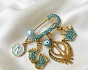 Sikh Baby Pin with Khanda Pendant, Personalized Initial, Evil Eye & Crown Charm, Custom Baby Brooch, Protection Pin for Newborn