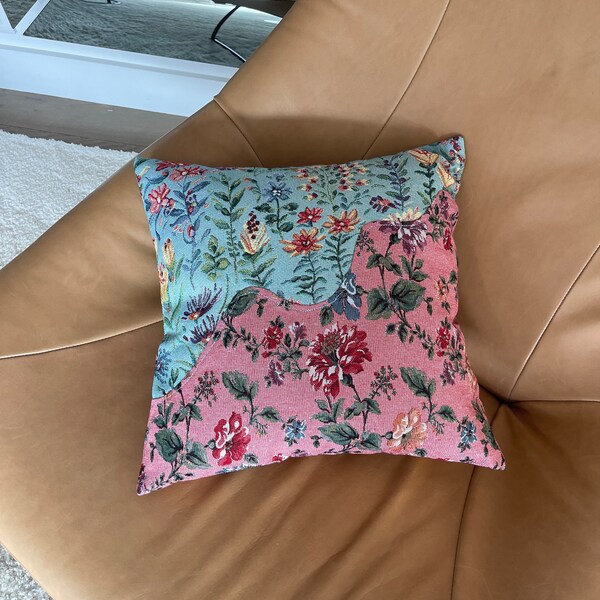 Coussin "Vague fleurie"