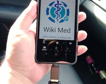 8GB RetroTech Emergency Medical Vault - Kit di sopravvivenza Bug Out, WikiMed, Manuali di primo soccorso d'emergenza, Base di conoscenza per la preparazione alle catastrofi.