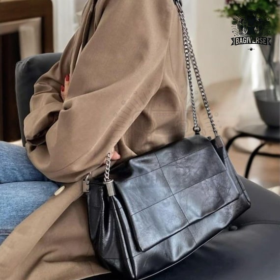 Black PU Leather Shoulder Bag Crossbody Big Capacity Handbag with Chain S4260169593784d7883d6fe1a8b7f7  main image 2