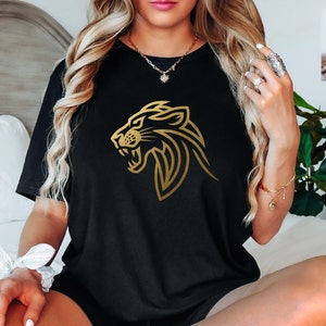 Elegant Lioness T-shirt, minimalist strong lioness shirt, Roaring Lioness shirt gift, Majestic Lioness apparel powerful Lioness clothing