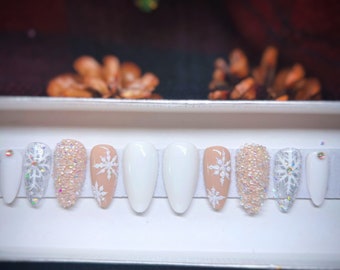 First Snow Press On Nails almond| Snowflake fake nails or glue on nails, elegant stick on nails for white Christmas Eve