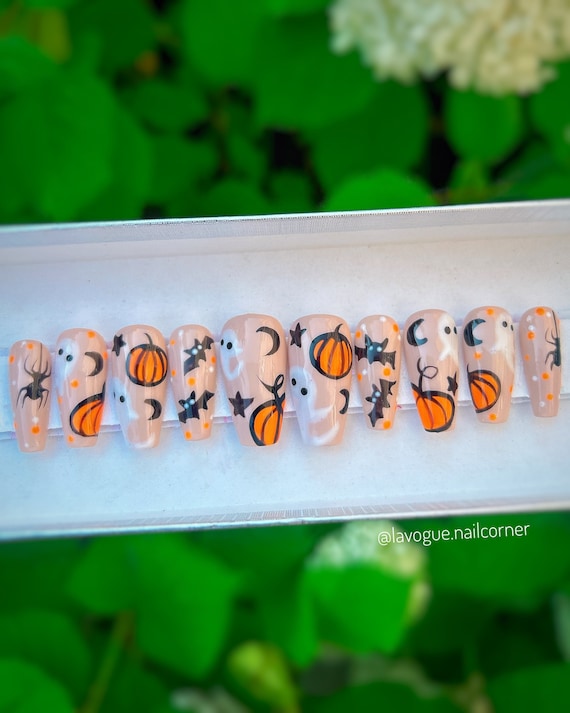 Hand-drawn Pumpkin press on nails, Halloween fake or false nails with ghost, reusable glue on nails, dark spider and bat stick on nails
