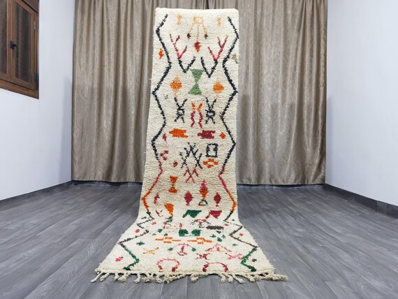 Handmade Moroccan Wool Rug: Berber Style, Geometric Design