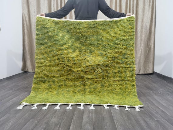 Moroccan Green Rug, Authentic Berber Wool Rug .