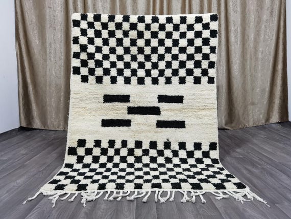 MOROCCAN BLACK & WHITE Rug -Moroccan Checkered Rug - Wool Berber rug - Authentic Morrocan Rug - Rugs for Living Room .