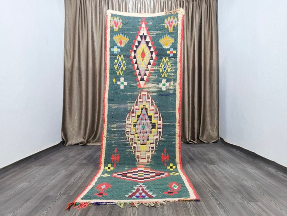 Green Wool Boujaad Runner Rug – Colorful Abstract Moroccan Rug (2.9x8.5 ft)