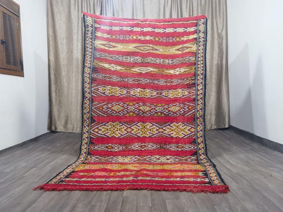 Hand-Knotted Wool Moroccan Rug – 5x8.7 ft, Berber Kilim Shag