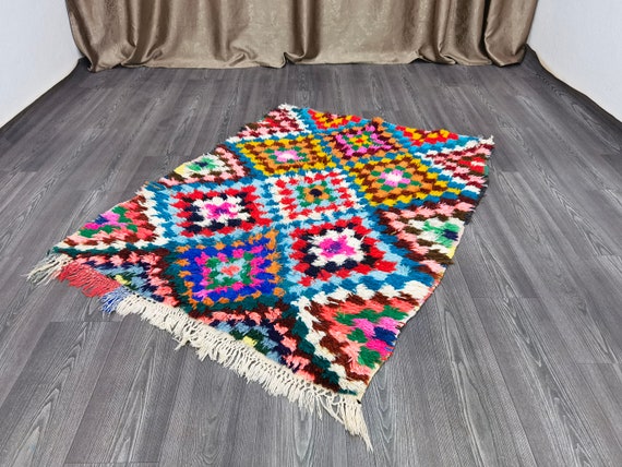 Vintage Boujaad Rug – Hand-Knotted Moroccan Shag, 3.7x4.8 ft