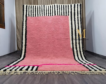 Handgemaakt Marokkaans roze wollen vloerkleed – Boho vloerkleed op maat