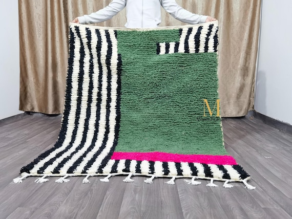Unique Handmade Wool Berber Rug: Colorful Moroccan Design .