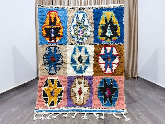 Vintage Hand-Knotted Wool Boujaad Rug – Moroccan Shag, 3.7x4.7 ft