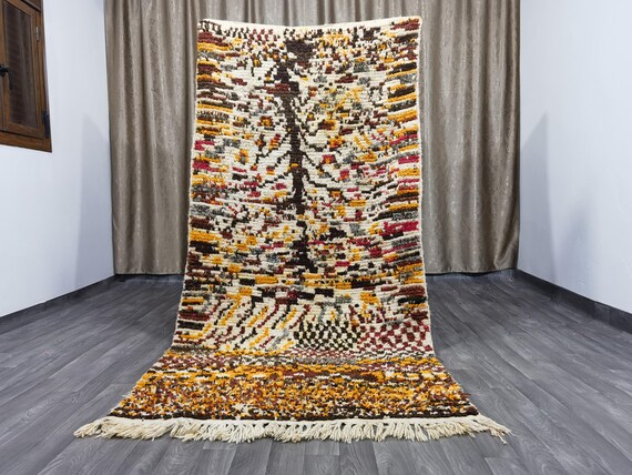 Vintage Boujaad Rug: 4.1x8.6 FT, Handmade Moroccan Wool Rug