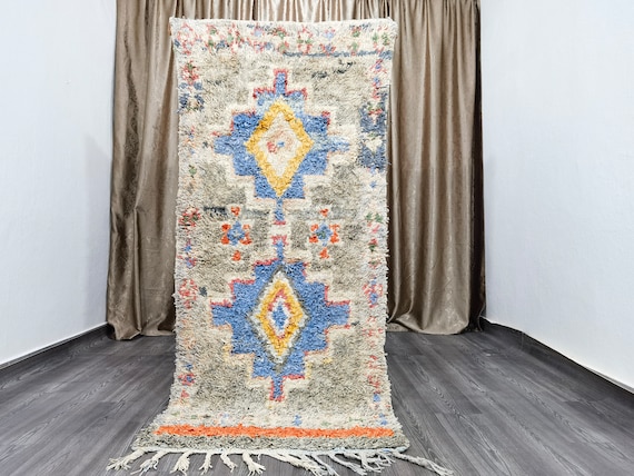 Gorgeous Handmade Moroccan Bohemian Shag Rug - Colorful Boucherouite Rug - Old Boucherouite Rug 3x7 FT ( 90 X 214 Cm) .