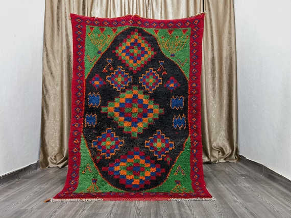 Green Moroccan Boujaad rug 4.4x6.7 Ft - Soft Area Rug - Antique rug 70's -  Rugs For Living Room - Green And Black Rug 133x205 cm