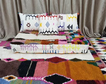 Juego de funda de sofá de suelo marroquí de lana hecha a mano: fundas de almohada y cojines sin relleno.