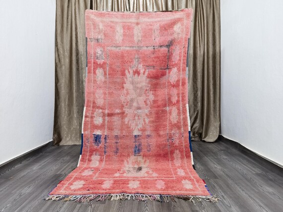Boujaad runner rug - Colorful rug runner - Berber bedroom rug - Moroccan hallway rug - Red berber runner- Antique Moroccan Runner 4.1x8.4 ft