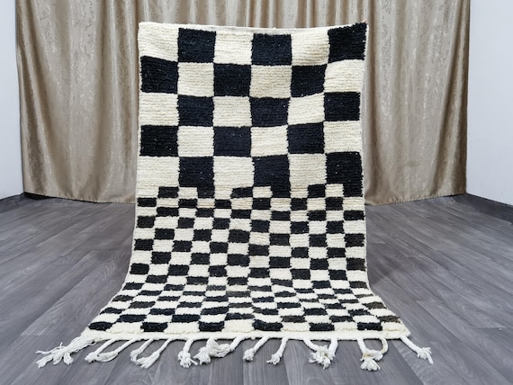 MOROCCAN BLACK & WHITE Rug -Moroccan Checkered Rug - Wool Berber rug - Authentic Morrocan Rug - Rugs for Living Room .