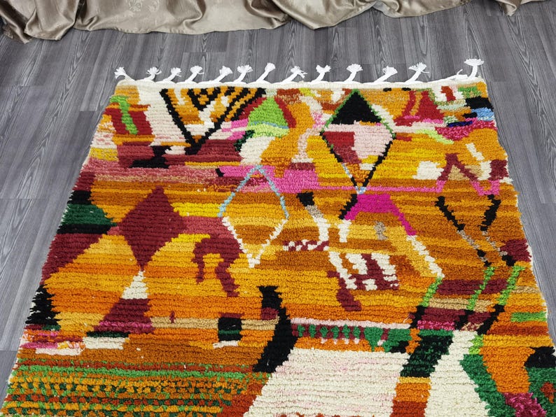 Handgjord orange marockansk matta – Autentisk berbermatta, boho-inredning bild 3