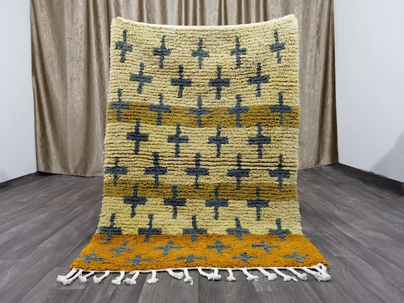 MOROCCAN YELLOW RUG - Handmade Morrocan Rug, Authentic Berber Rug, Bohemian Style Rug For Living Room .