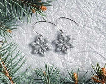 Snowflake Dangles silver. Handmade earrings. Winter earrings. Festive earrings. Lightweight earrings.