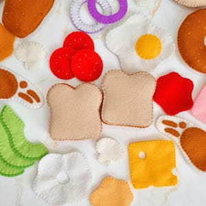 Wzór na kanapkę i bajgla z filcu: proste zestawy do samodzielnego wykonania dla dzieci (PDF)