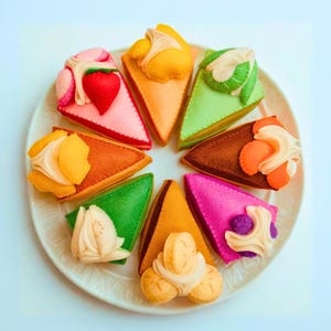 Felt Fruit Cake Slice Pattern: Beginner Sewing Project (PDF)