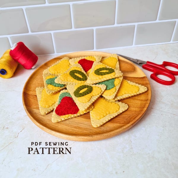 Felt Mexican nachos snack sewing pattern: DIY pretend play food for kids roleplay (PDF)