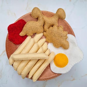Cose tu propio juego de pepitas de dinosaurio de fieltro: patrón de costura fácil en PDF con tutorial: nuggets de pollo de dinosaurio, papas fritas, salsa, huevo frito